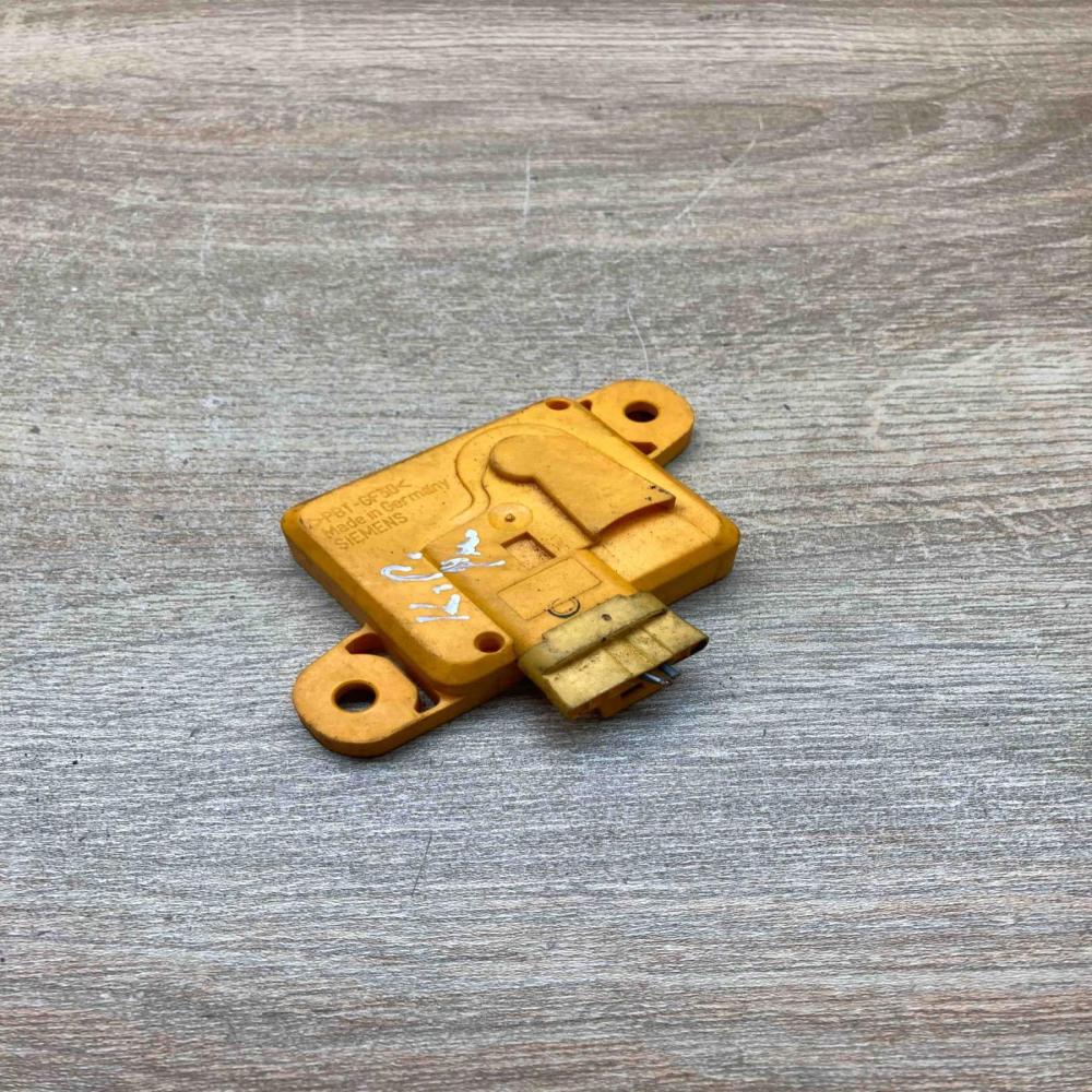 09133280 5WK42883 TQ Airbag deployment crash/impact sensor Opel Astra G