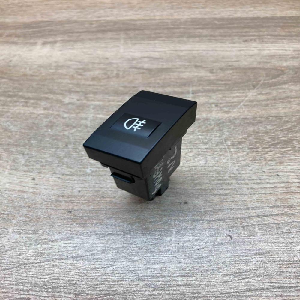 864W03000 93770 3E000  Fog light switch KIA Sorento