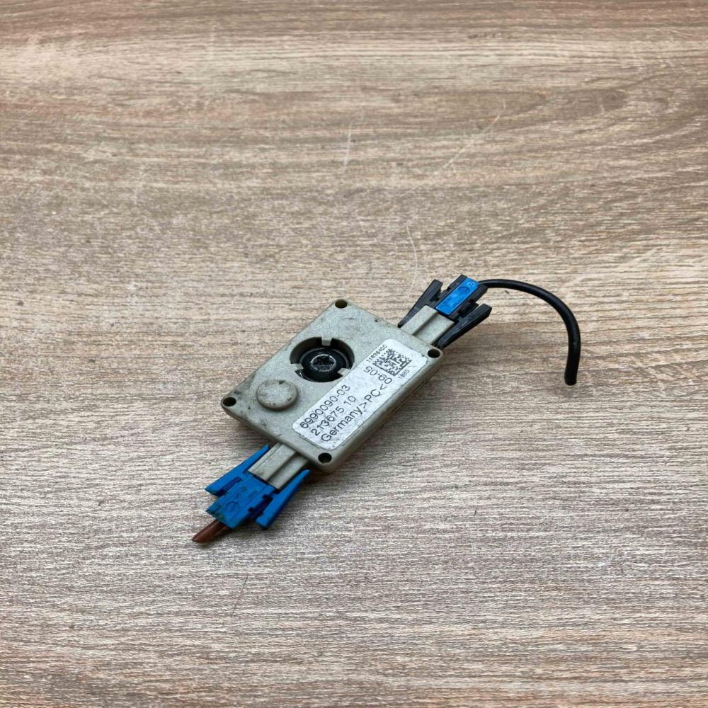 6990090 213675 10  Aerial antenna amplifier BMW 5 F10 F11