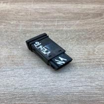 1H5959621 1H6959621  Windscreen/window heater switch Volkswagen Vento
