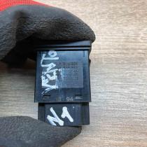 1H5959621 1H6959621  Windscreen/window heater switch Volkswagen Vento