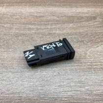 1H5959621 1H6959621  Windscreen/window heater switch Volkswagen Vento