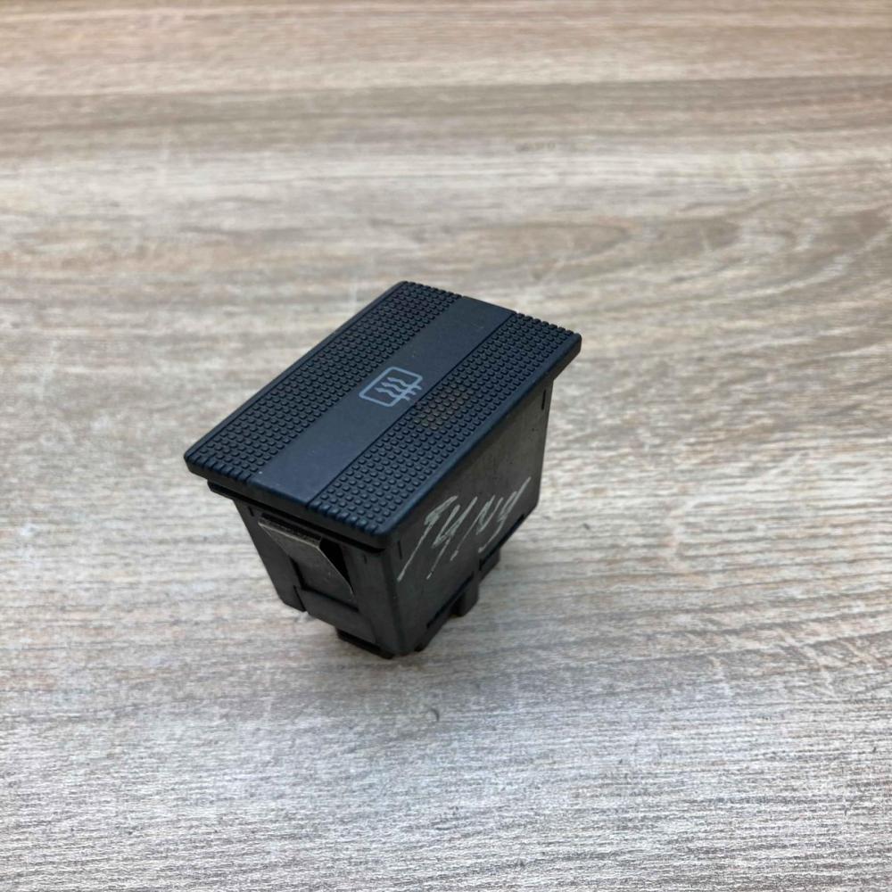703959621   Windscreen/window heater switch Volkswagen Transporter - Caravelle T