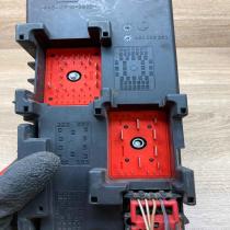 13144709  UQ Fuse module Opel Vectra C