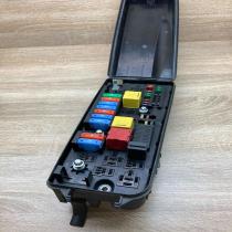 13144709  UQ Fuse module Opel Vectra C