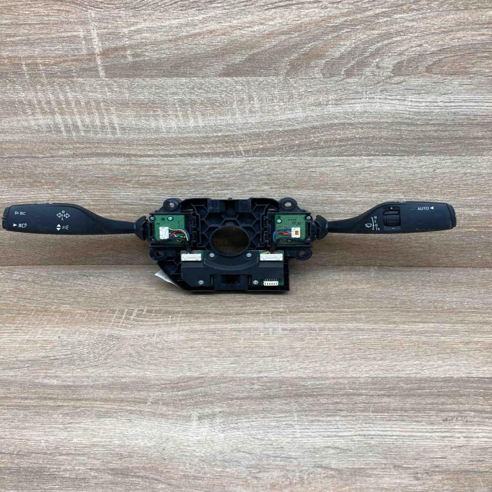 9330556   Wiper turn signal indicator stalk/switch BMW i8
