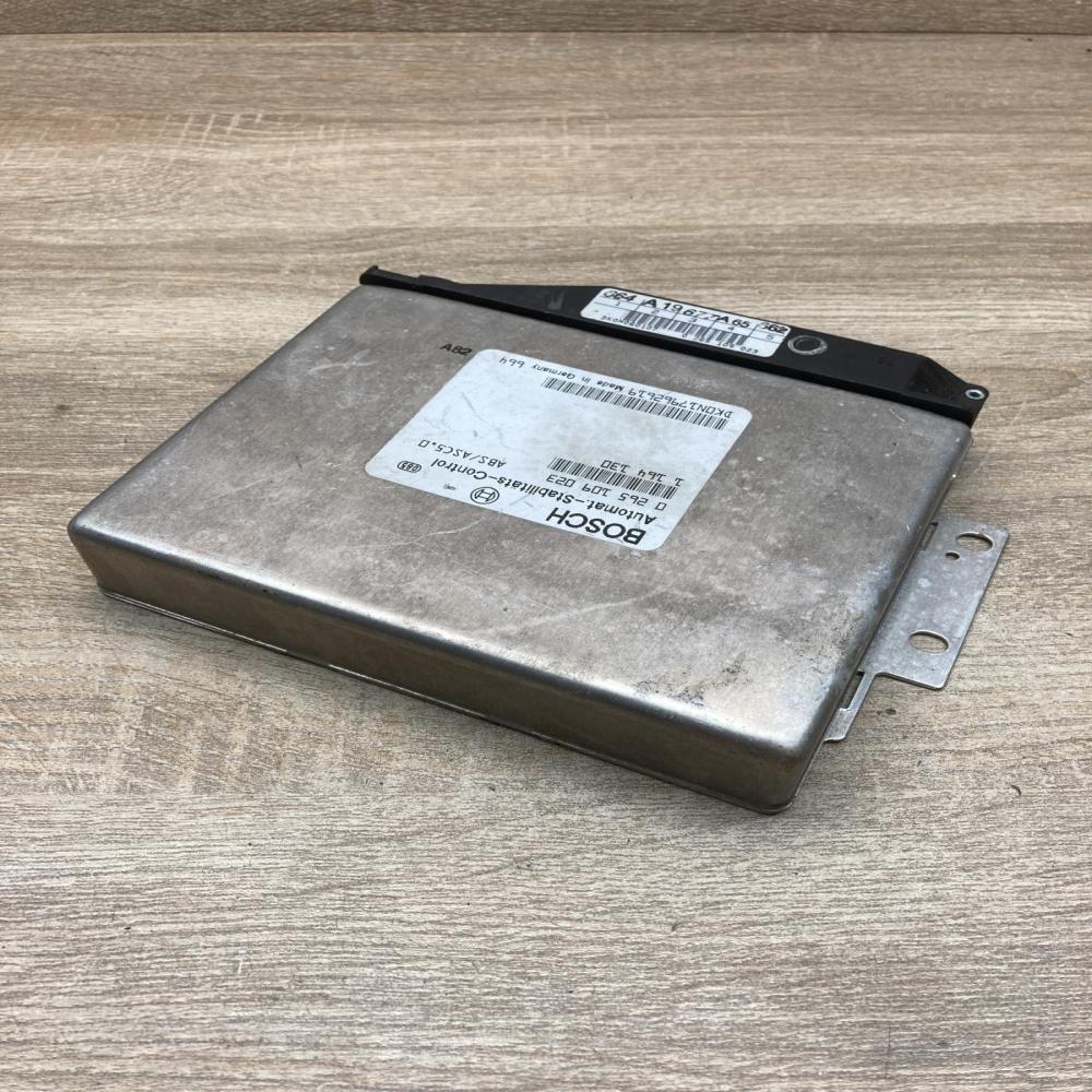1164130 0265109023  ABS control unit/module BMW 7 E38