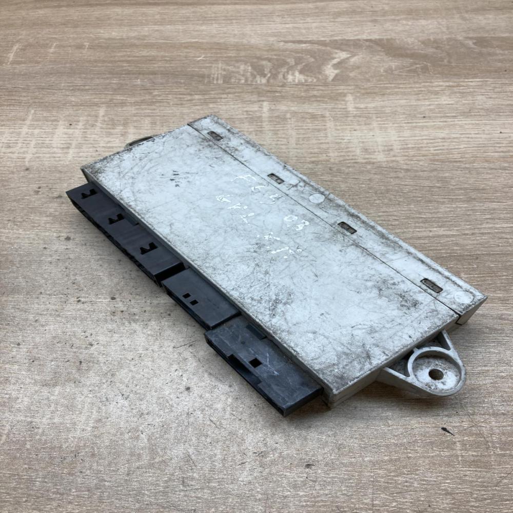 6940439   Door control unit/module BMW 7 E65 E66