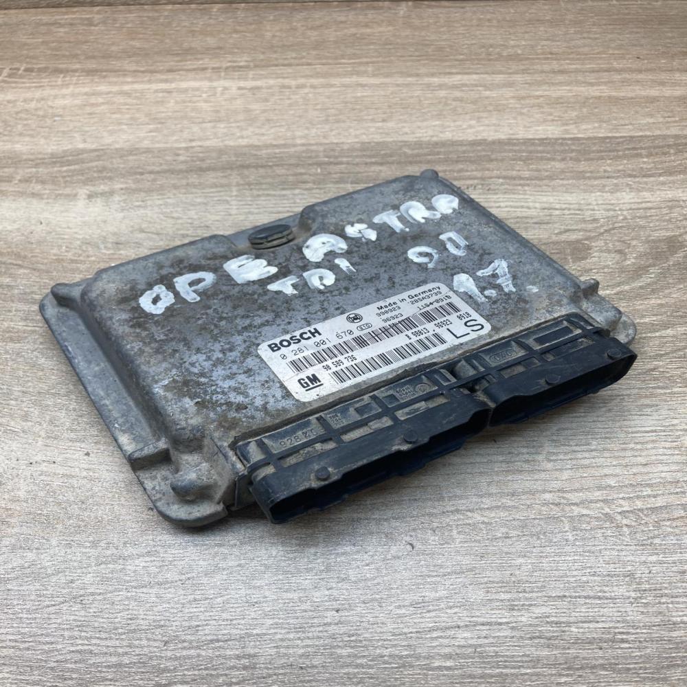 90589736 0281001670  Engine control unit/module ECU Opel Astra G
