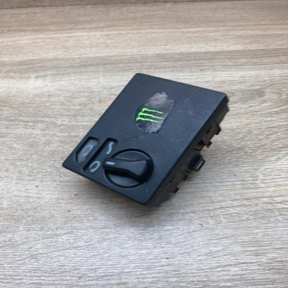 701959549   Climate control unit Volkswagen Transporter - Caravelle T4