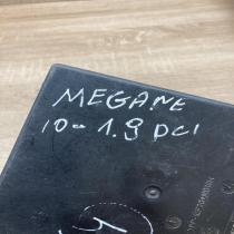 284B61871R   Fuse module Renault Megane III
