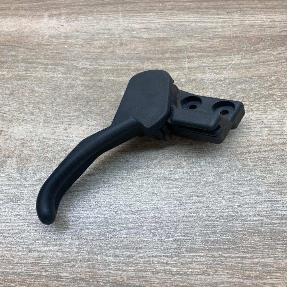 3B1823533   Engine bonnet (hood) release handle Volkswagen PASSAT B5