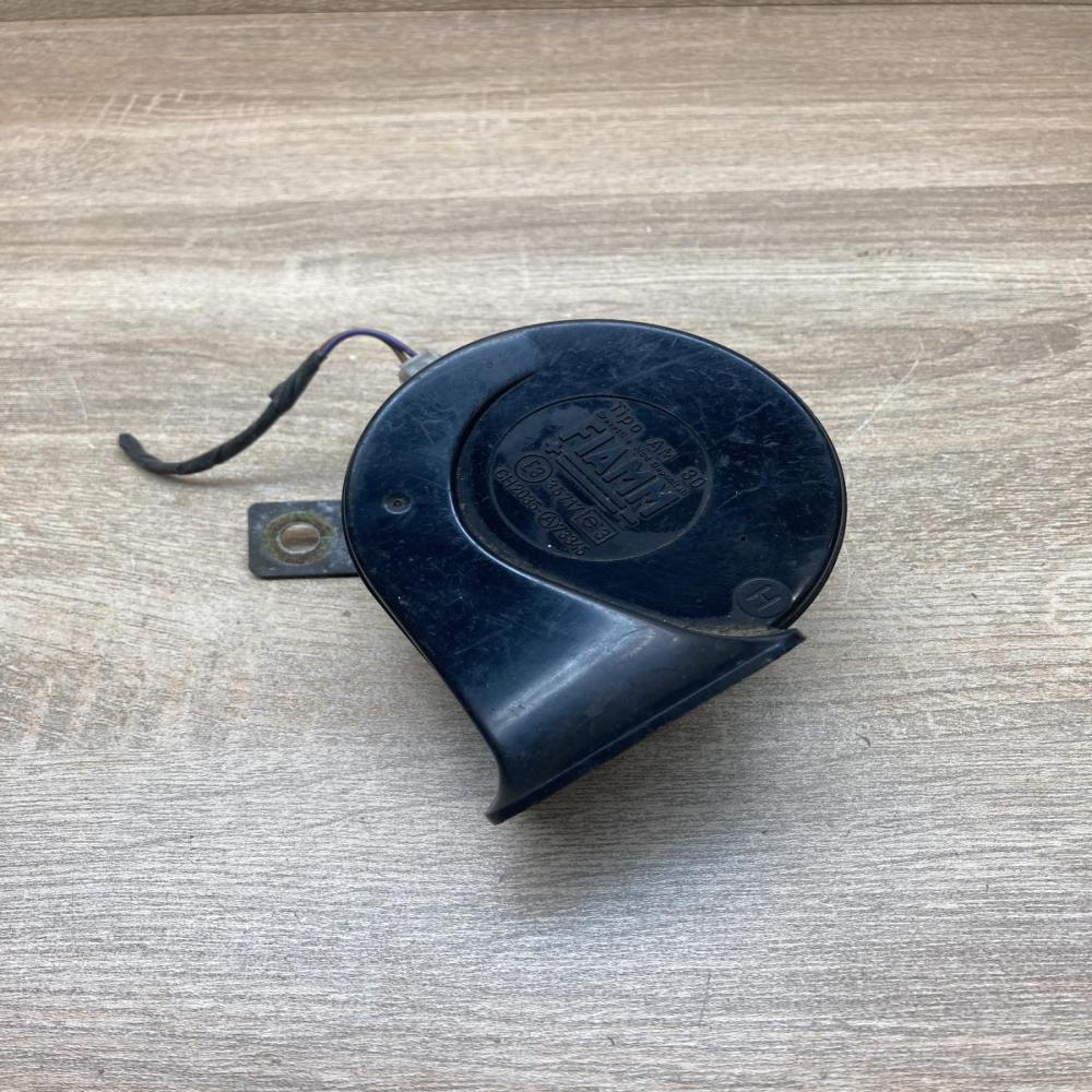 35717 CH2035  Horn signal Audi 100 S4 C4