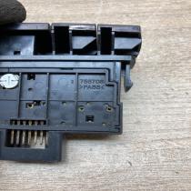 758706   Hazard light switch Toyota Prius (XW20)