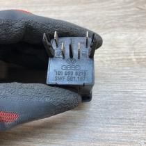 191959621B 501187  Windscreen/window heater switch Volkswagen Golf II