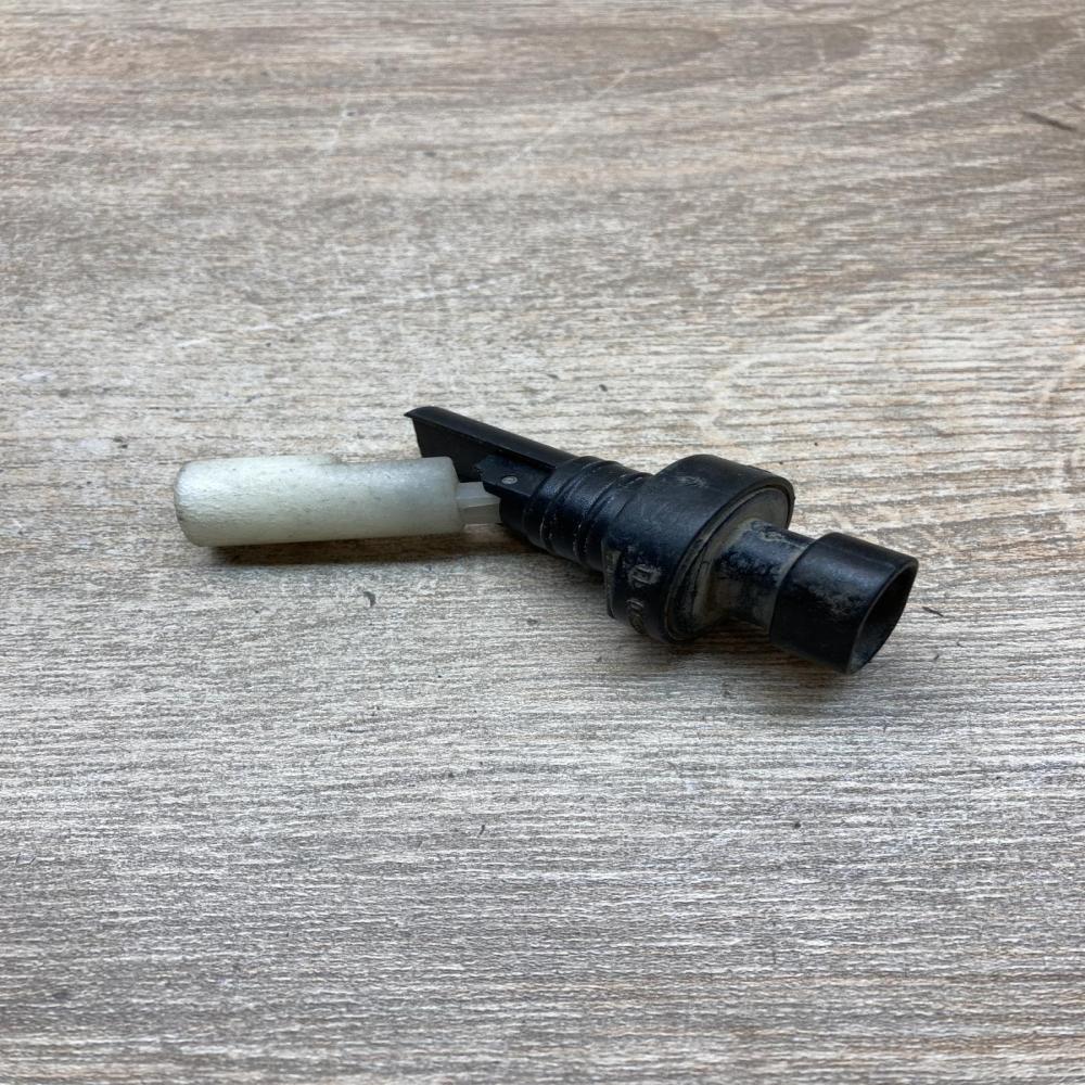 90346056 CL0023935  Windshield washer fluid level sensor Opel Signum