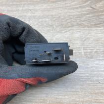 321941535B   Fog light switch Volkswagen Polo II 86C 2F
