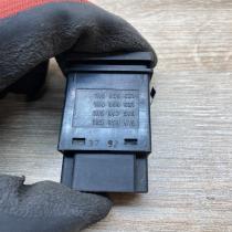 1H5959621 1H6959621  Windscreen/window heater switch Volkswagen Golf III