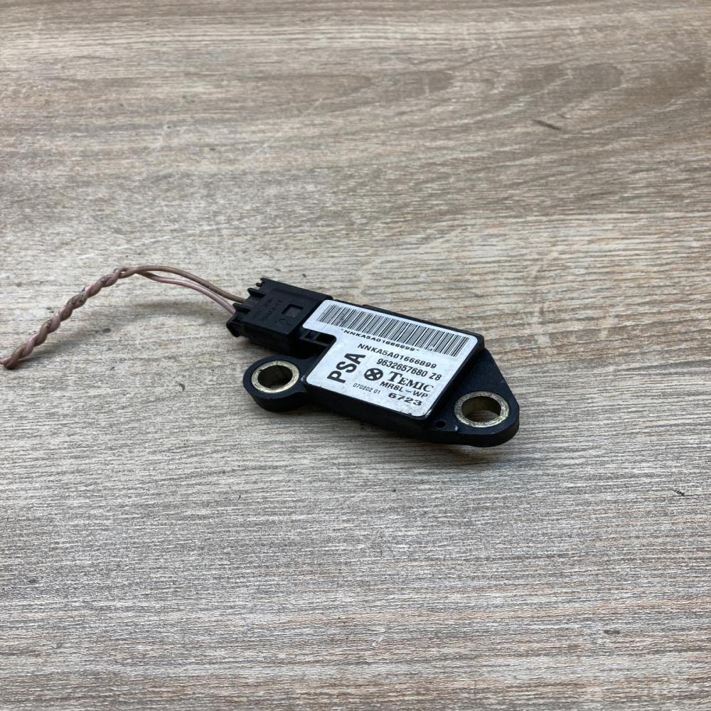 9632657680 MR8L WP  Airbag deployment crash/impact sensor Peugeot 607