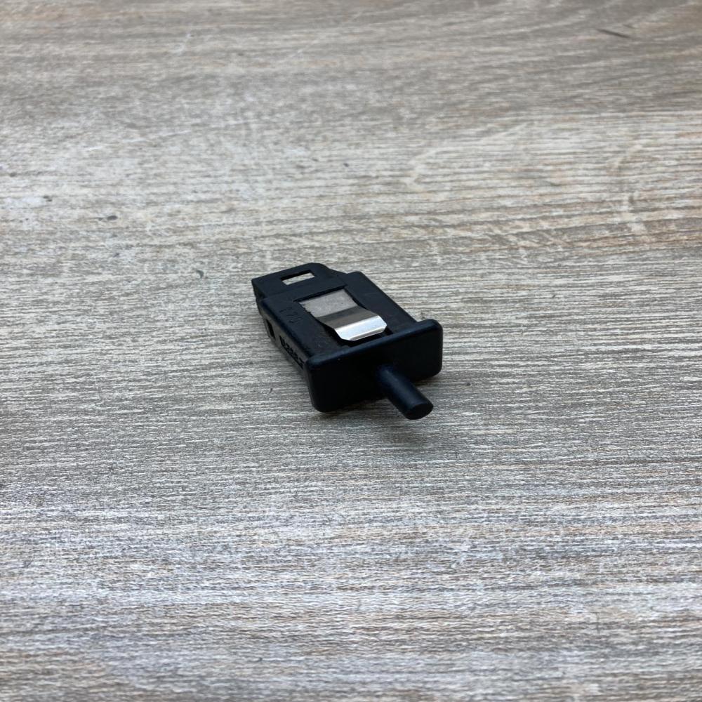 1388277   Sensor BMW 5 E60 E61