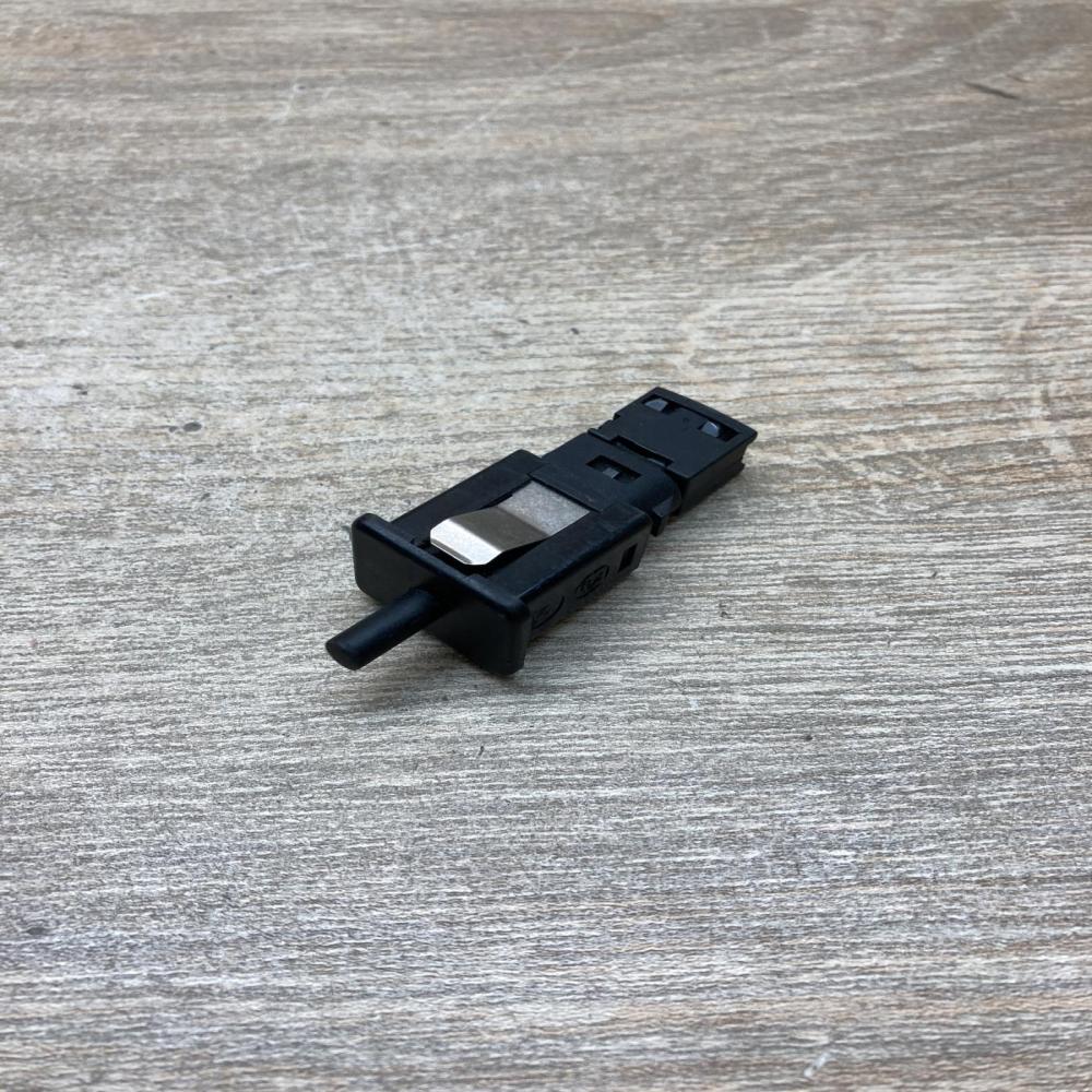 1388277 1378149  Sensor BMW 5 E60 E61