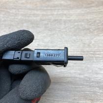 1388277 1378149  Sensor BMW 5 E60 E61