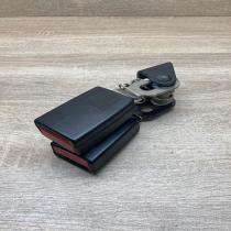 A2118600869 61310  Middle seatbelt buckle (rear) Mercedes-Benz E W211