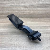 A2113000504 A2033010001  Accelerator throttle pedal Mercedes-Benz CLS C219