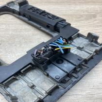 2108200110 03750000  Electric window control switch Mercedes-Benz E W210