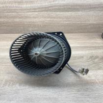 0130111153   Heater fan/blower Nissan Primera