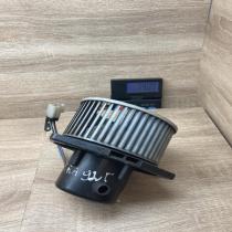 0130111153   Heater fan/blower Nissan Primera