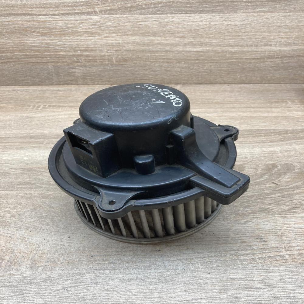 Kia Sorento   Heater fan/blower KIA Sorento