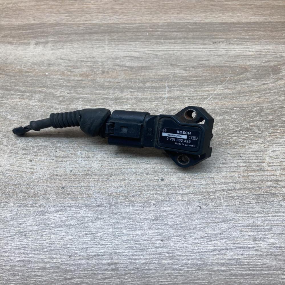 160405T1217C 0281002399  Air pressure sensor Skoda Octavia Mk2 (1Z)