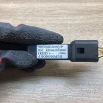 4B0959643B 023060VBH90H  Airbag deployment crash/impact sensor Audi A6 S6 C5 4B