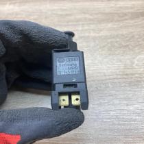 191945515B   Brake pedal sensor switch Volkswagen PASSAT B4