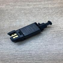 191945515B   Brake pedal sensor switch Volkswagen PASSAT B4