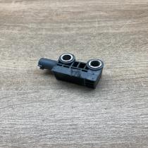 609790200A 1718245  Airbag deployment crash/impact sensor BMW 7 F01 F02 F03 F04