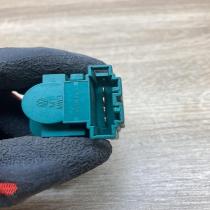 1C0945511A   Brake pedal sensor switch Volkswagen Transporter - Caravelle T4