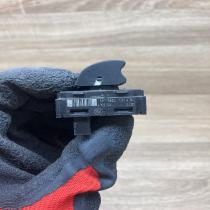 6922244 15979804  Electric window control switch BMW X3 E83