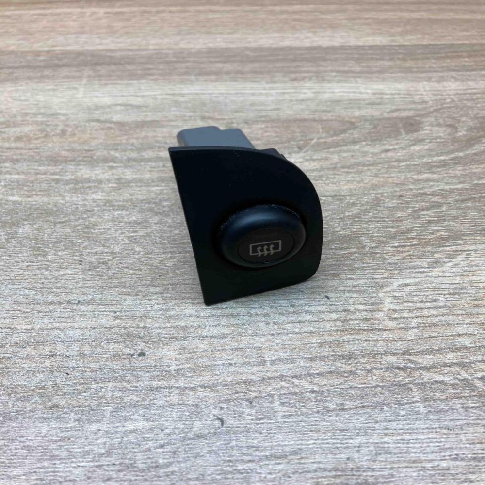 996 1X57   Windscreen/window heater switch Honda Civic