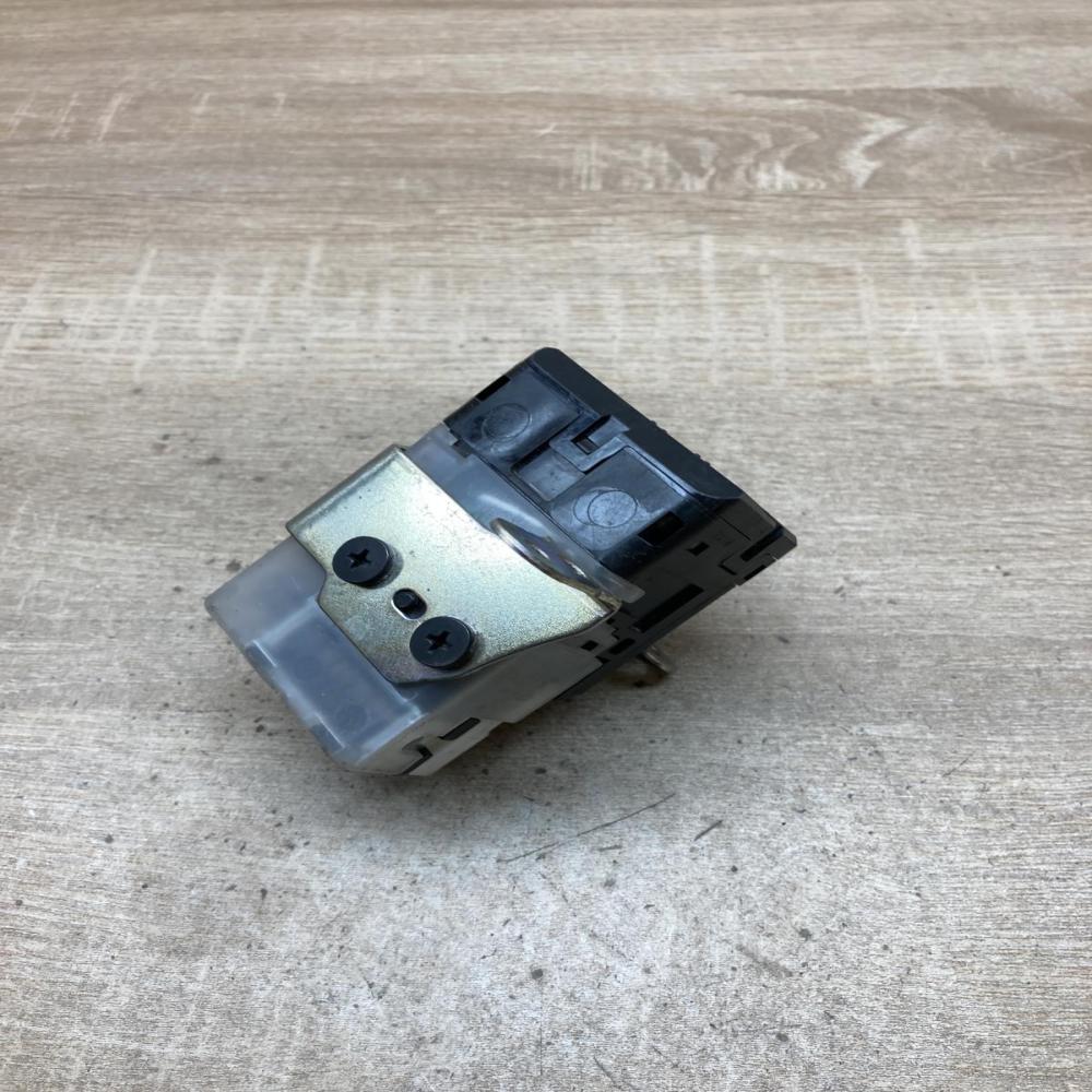 626399 000   Ignition key card reader Toyota Corolla Verso AR10