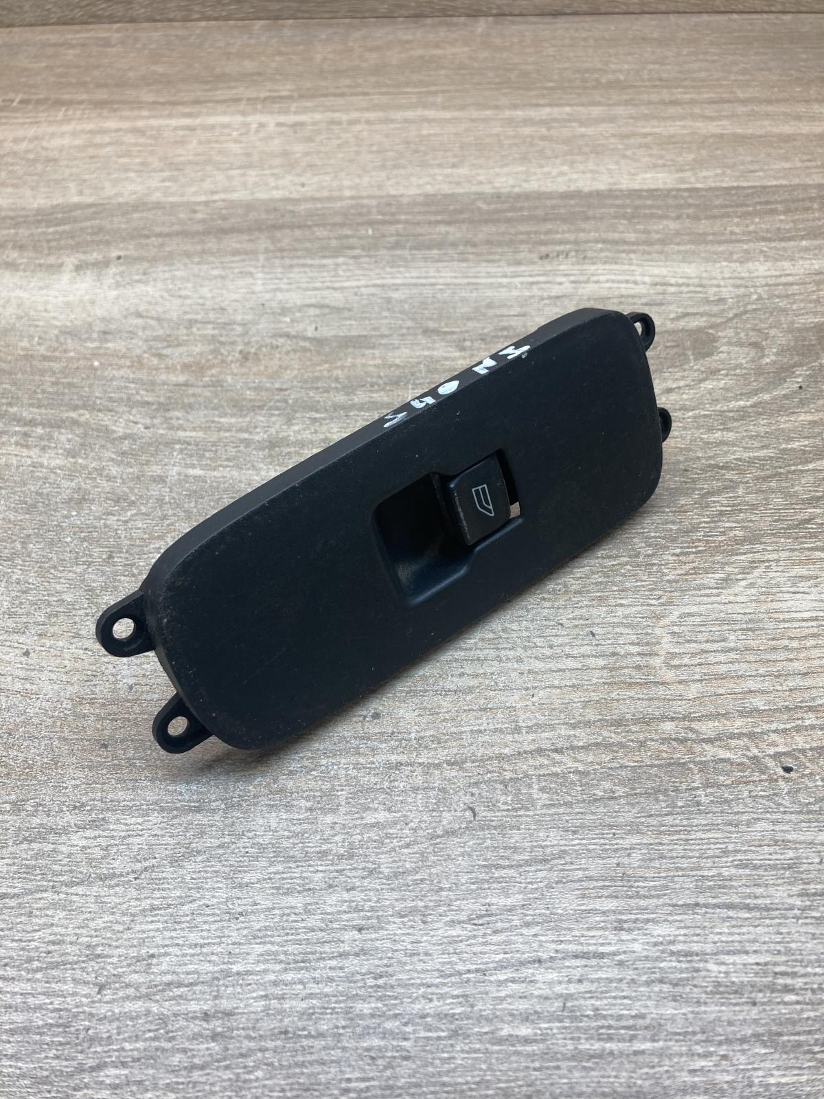 03451300 65841  Electric window control switch Volvo S40, V40