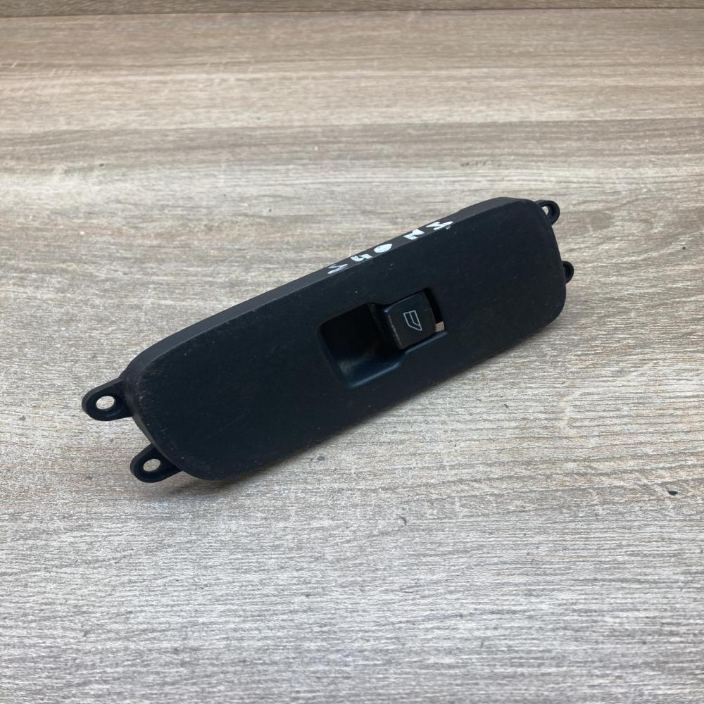 03451300 65841  Electric window control switch Volvo S40, V40