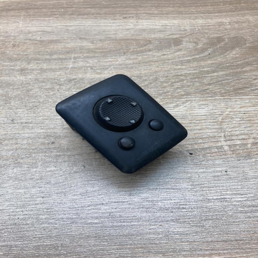 535959565   Wing mirror switch Volkswagen Transporter - Caravelle T4