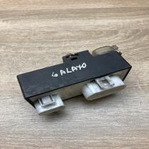 95VW 14B205 AA 7M0000317  Coolant fan relay Volkswagen Sharan
