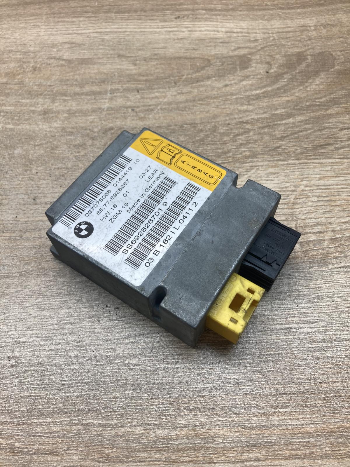 6928267 037075068  Airbag control unit/module BMW 7 E65 E66