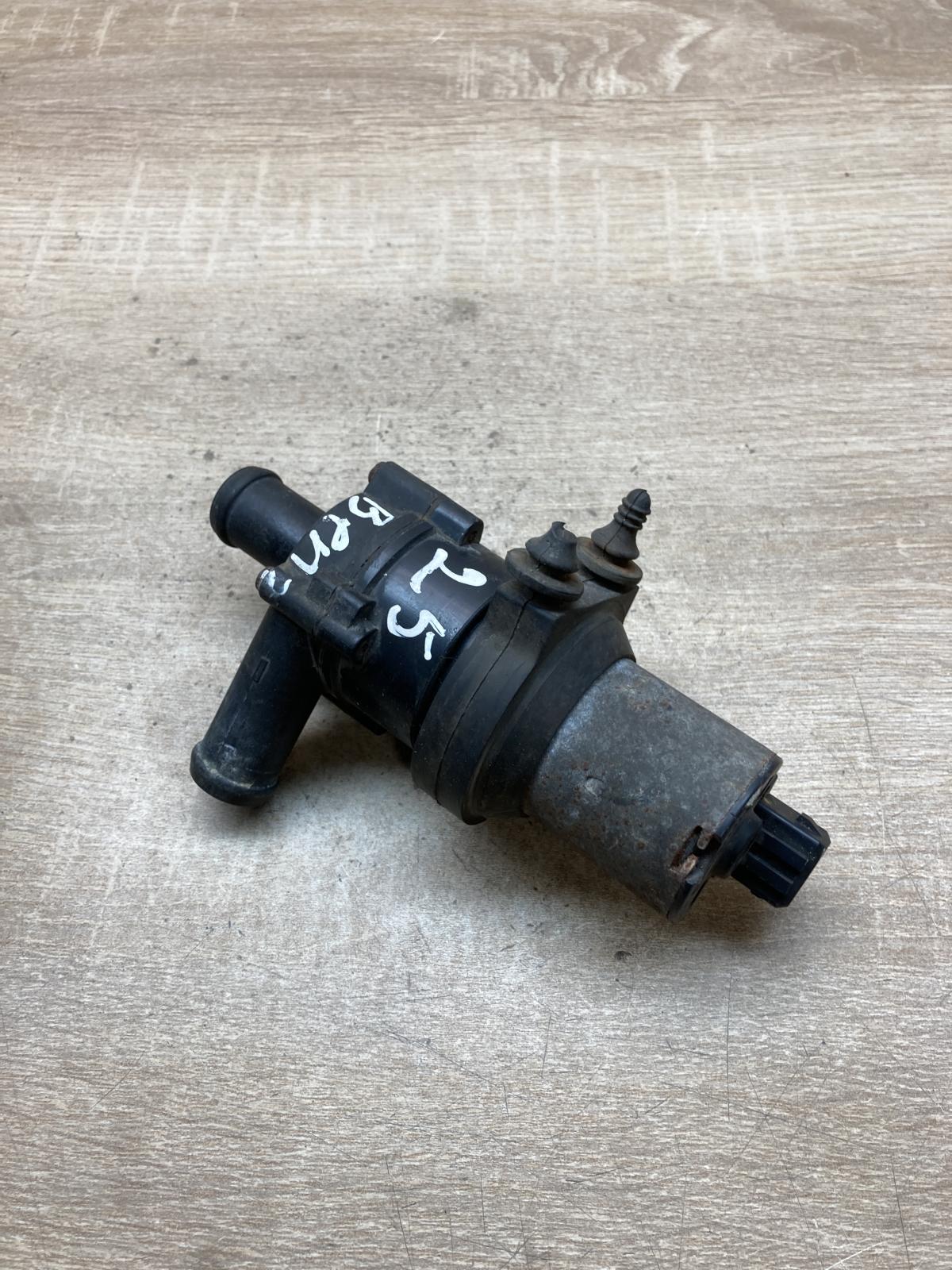 0392020024   Electric auxiliary coolant/water pump Volkswagen Transporter - Cara