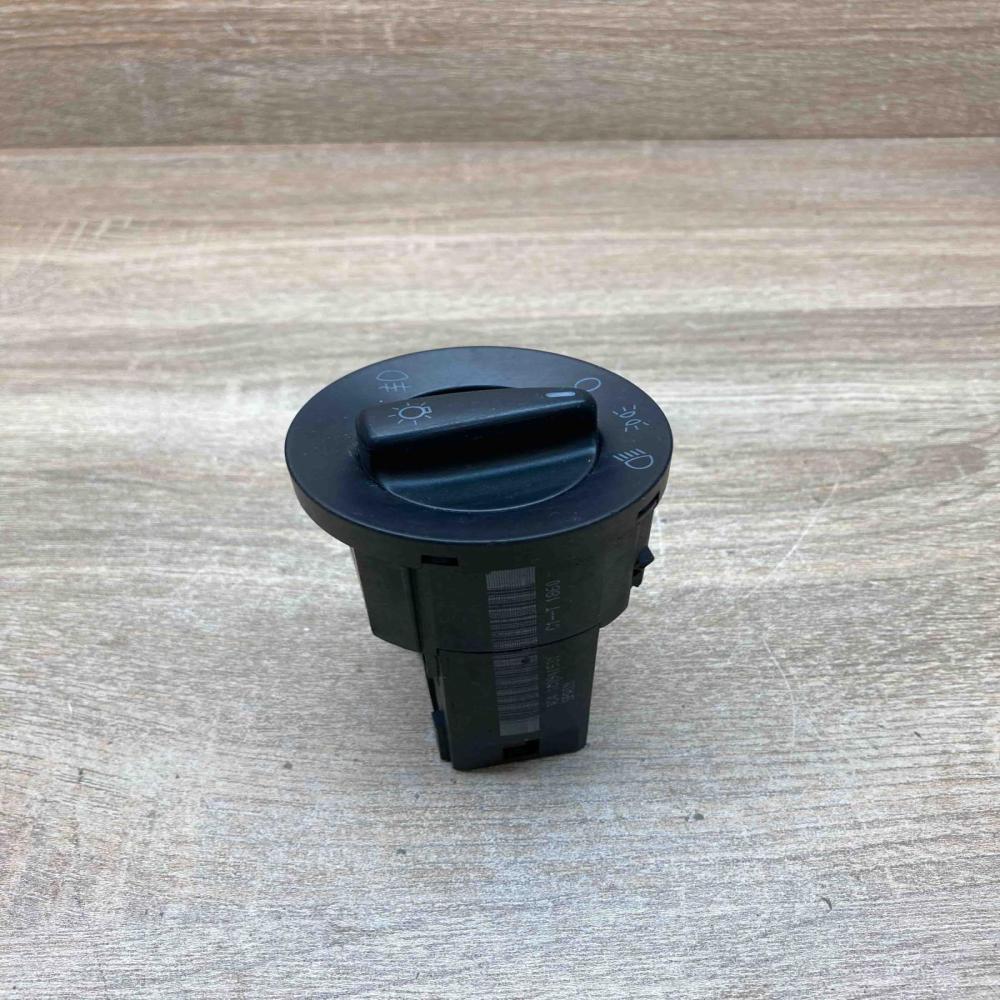 1C0941531   Light switch Volkswagen Golf IV