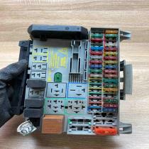09152787   Fuse module Opel Vectra B