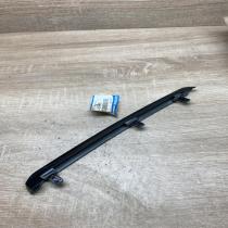 B63B 50 B51 B63B50B51  Under headlight/headlamp trim Mazda 3 III
